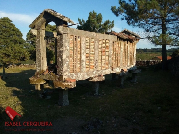 CASA HISTÓRICA DE 1900 EN OIA – 312 m² SOBRE UNA FINCA DE 5.769 m²