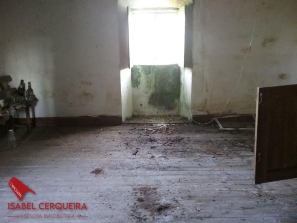 CASA HISTÓRICA DE 1900 EN OIA – 312 m² SOBRE UNA FINCA DE 5.769 m²