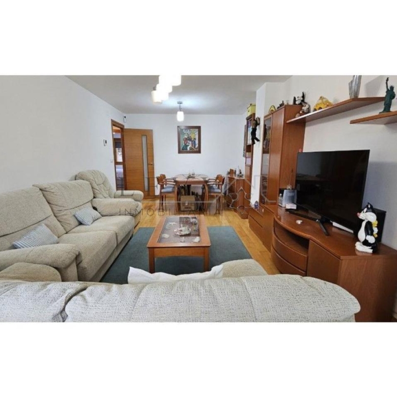 Piso de 4 habitaaciones en Parque del Mediterraneo