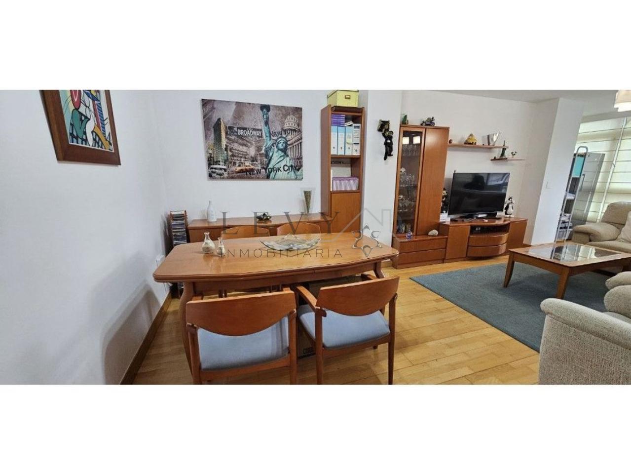 175559965405700165268_175559938417 Piso de 4 habitaaciones en Parque del Mediterraneo