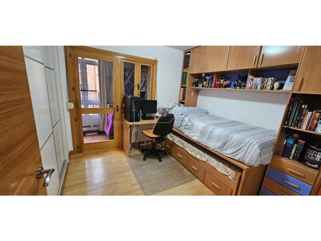 175559966648900165268_175559941551 Piso de 4 habitaaciones en Parque del Mediterraneo