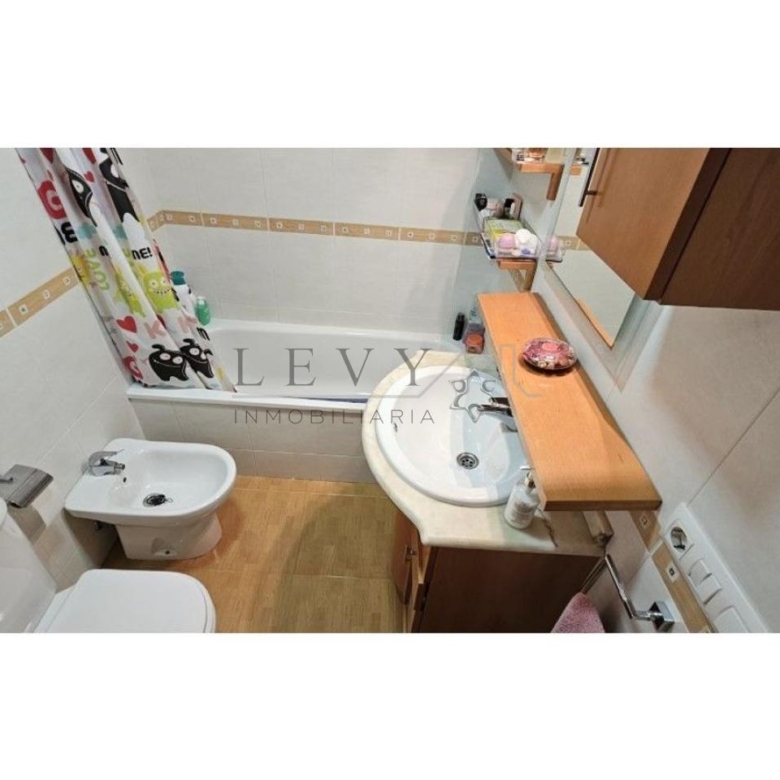 Piso de 4 habitaaciones en Parque del Mediterraneo