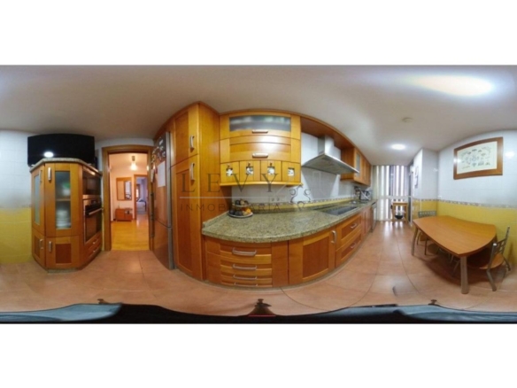 Piso de 4 habitaaciones en Parque del Mediterraneo