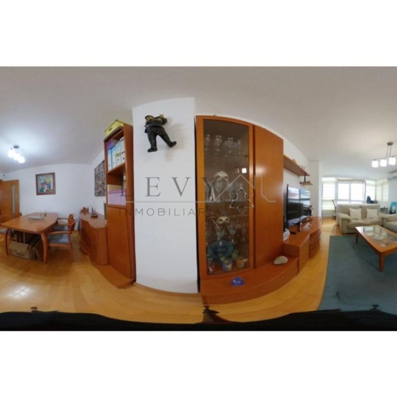 Piso de 4 habitaaciones en Parque del Mediterraneo