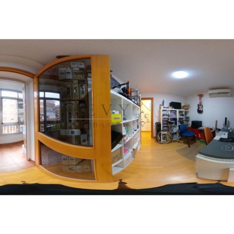 Piso de 4 habitaaciones en Parque del Mediterraneo