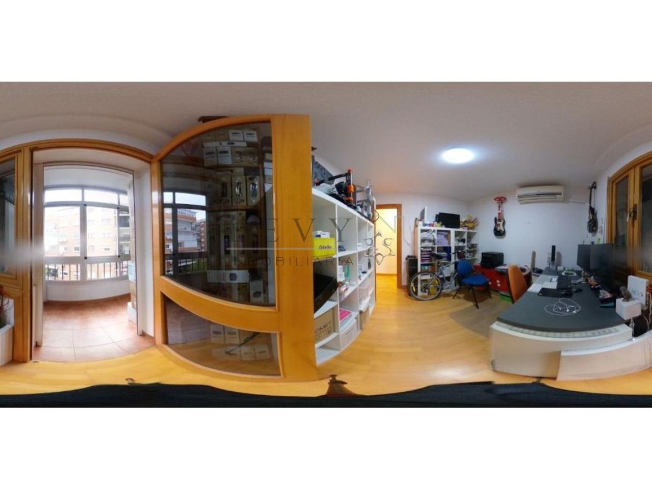 175559968493600165268_175559946203 Piso de 4 habitaaciones en Parque del Mediterraneo