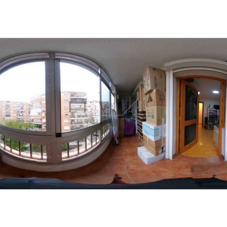 Piso de 4 habitaaciones en Parque del Mediterraneo