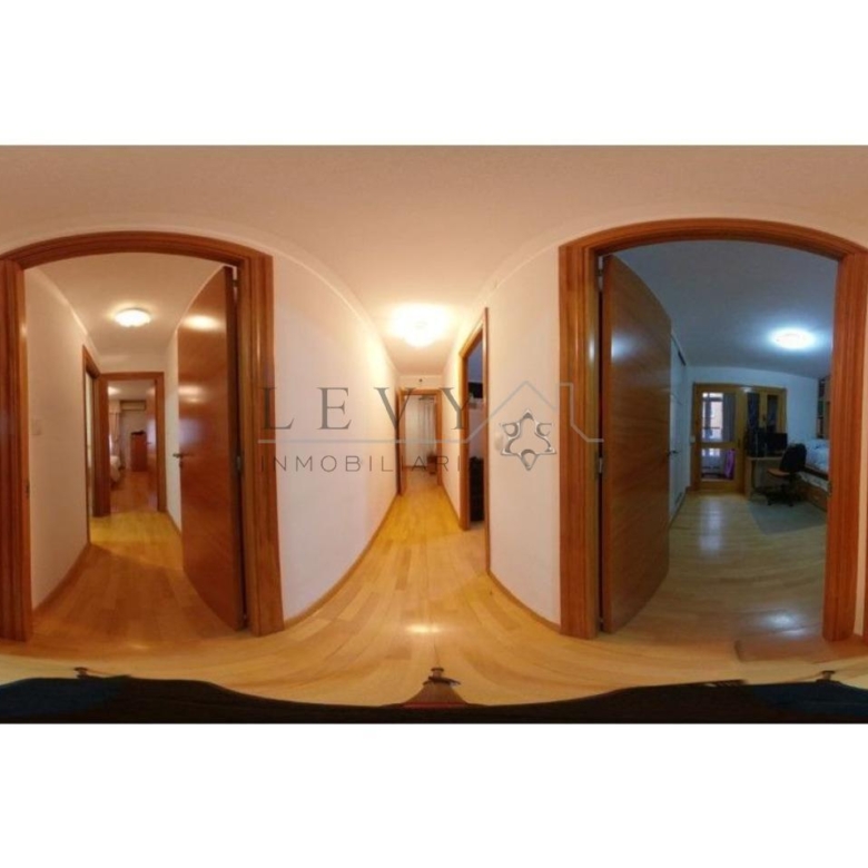 Piso de 4 habitaaciones en Parque del Mediterraneo