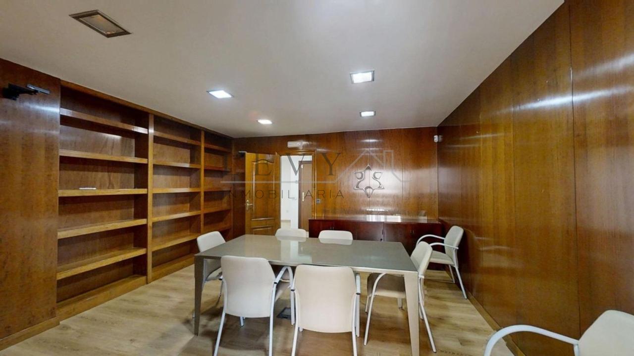 175560026171200165269_175560006994 OPORTUNIDAD para inversores en el centro de Málaga
