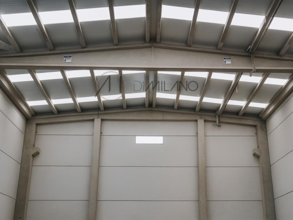 Nave de nueva construcción en el Polígono A Veigadaña