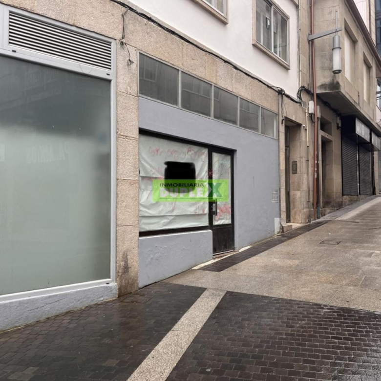 ¡Local Comercial Ideal en Pleno Centro!