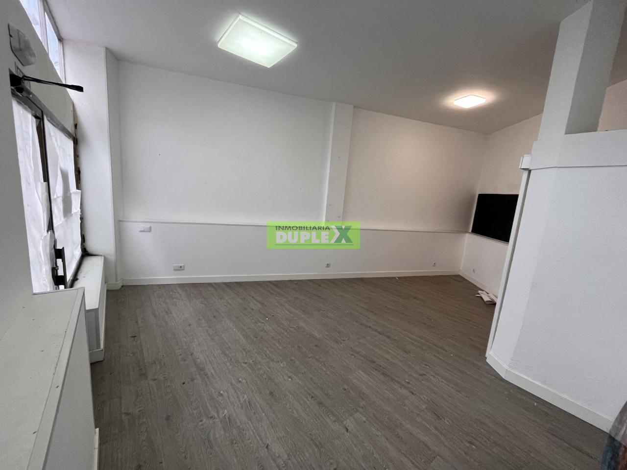 ¡Local Comercial Ideal en Pleno Centro!