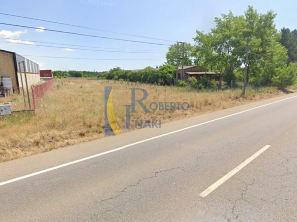 VENTA PARCELA URBANA DE 2811 M²