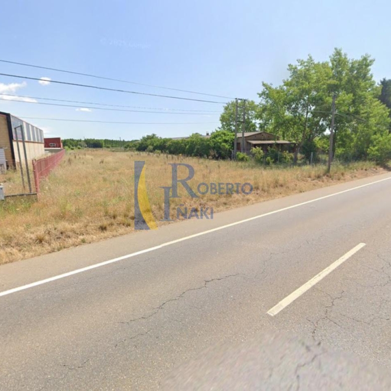 VENTA PARCELA URBANA DE 2811 M²