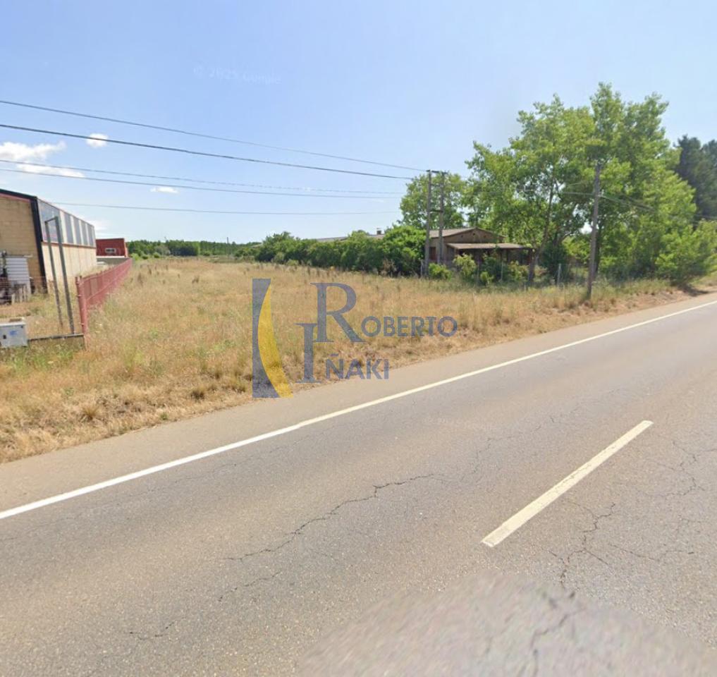 VENTA PARCELA URBANA DE 2811 M²