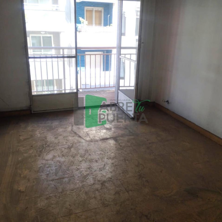 PISO PARA REFORMAR EN EL CENTRO