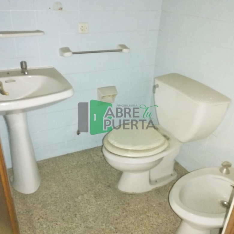 PISO PARA REFORMAR EN EL CENTRO