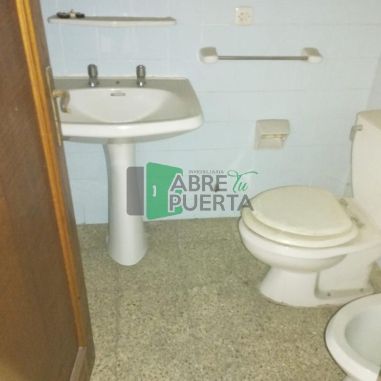 PISO PARA REFORMAR EN EL CENTRO