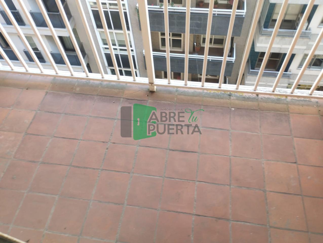 PISO PARA REFORMAR EN EL CENTRO