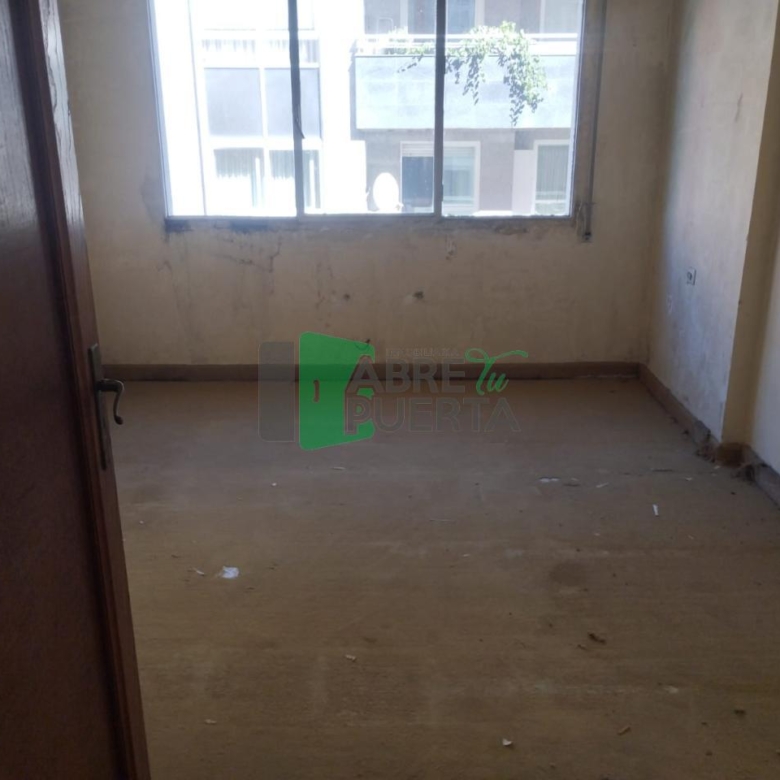 PISO PARA REFORMAR EN EL CENTRO