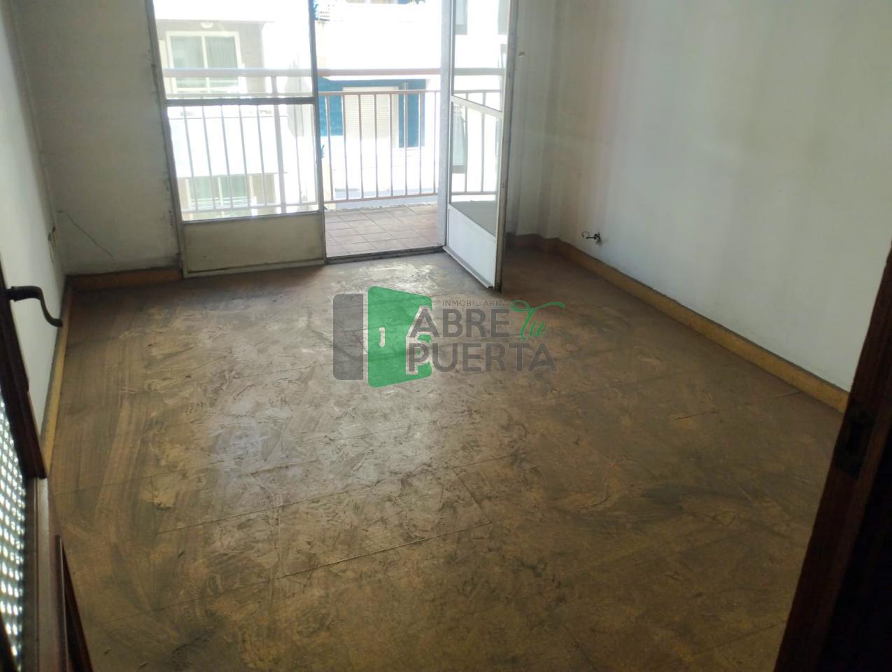 PISO PARA REFORMAR EN EL CENTRO