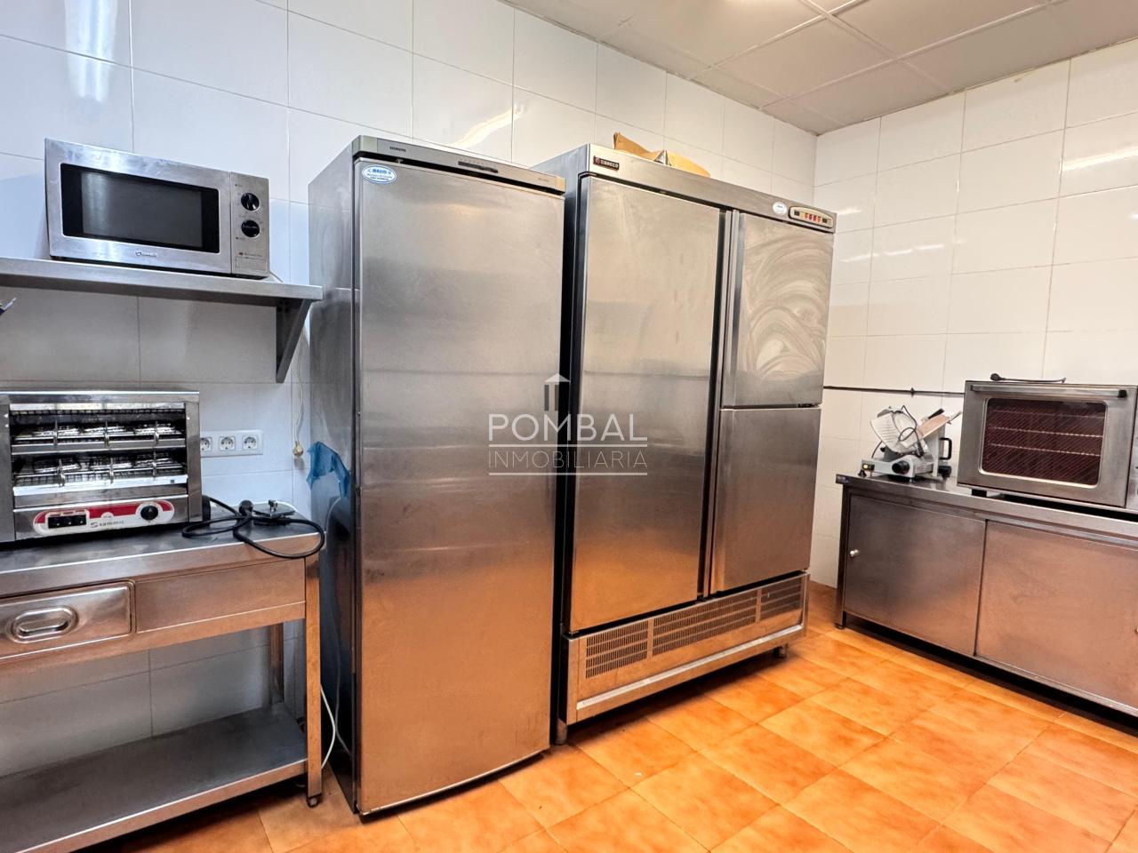 ALQUILERO VENTA  DE LOCAL DE HOSTELERIA PROFESIONAL