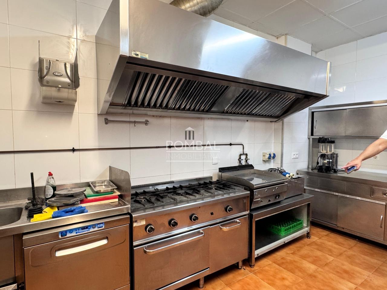 ALQUILERO VENTA  DE LOCAL DE HOSTELERIA PROFESIONAL