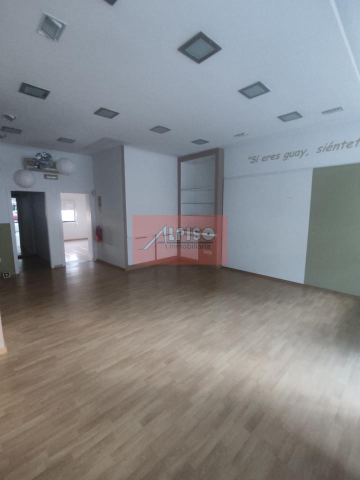 175950307801900028287_175933858109 Local Comercial en Barbadás