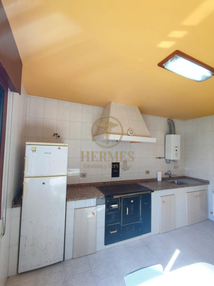 176044589007700040346_175999887933 Casa de plata baja en Tomiño!!