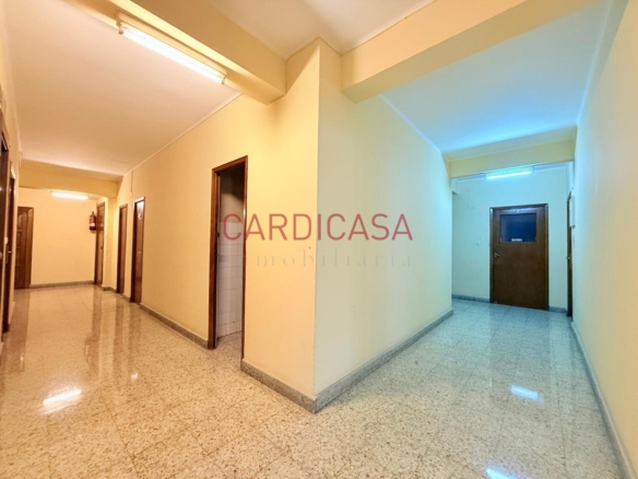Entresuelo de 430 m² en pleno centro de Vigo.