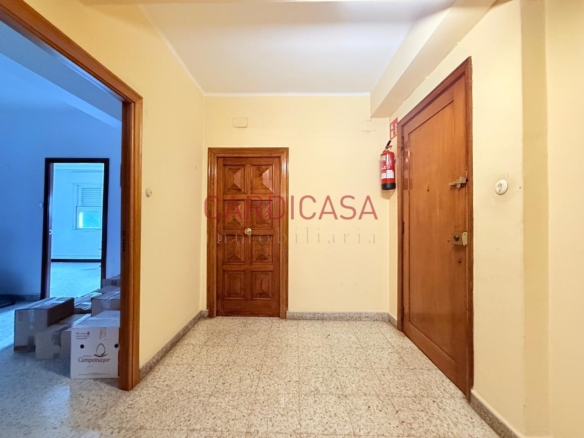 Entresuelo de 430 m² en pleno centro de Vigo.
