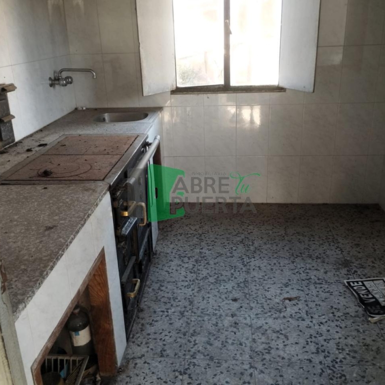 CASA PARA REFORMAR EN BOUZAS