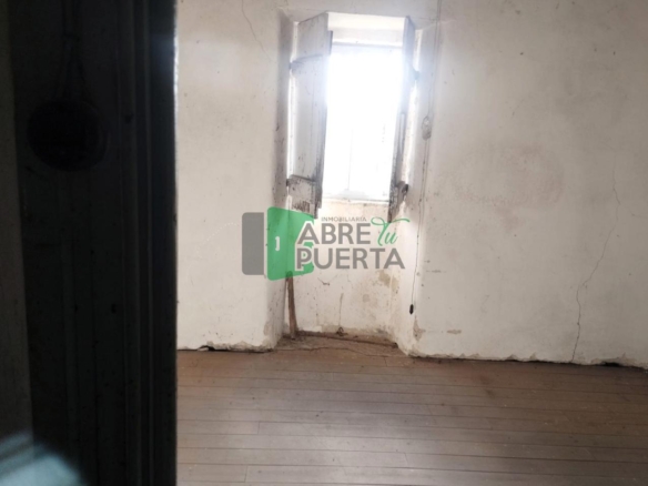 CASA PARA REFORMAR EN BOUZAS