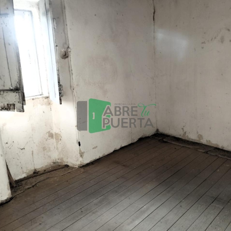 CASA PARA REFORMAR EN BOUZAS