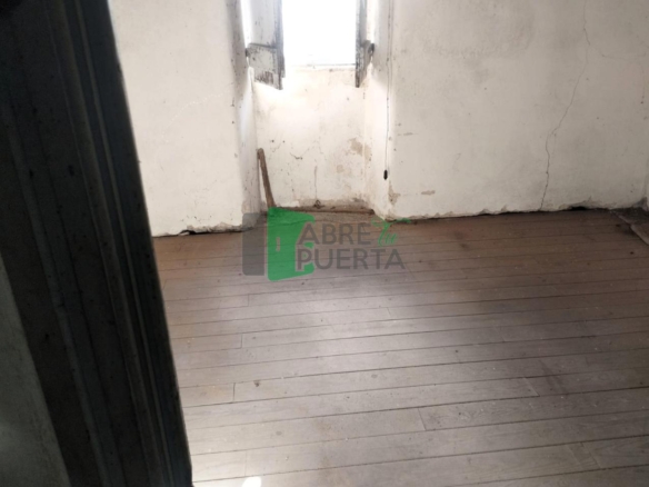 CASA PARA REFORMAR EN BOUZAS