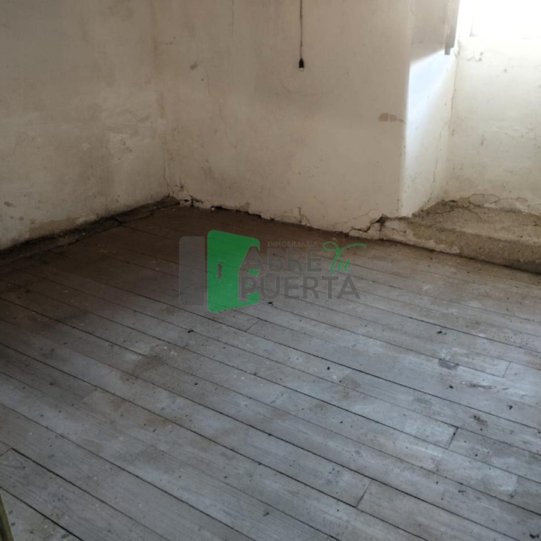 CASA PARA REFORMAR EN BOUZAS