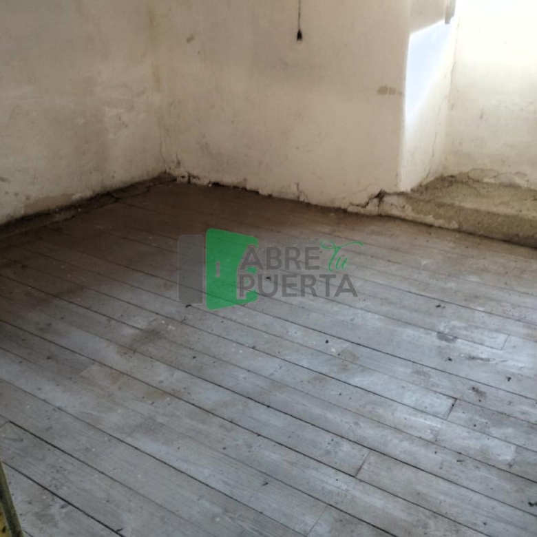 CASA PARA REFORMAR EN BOUZAS