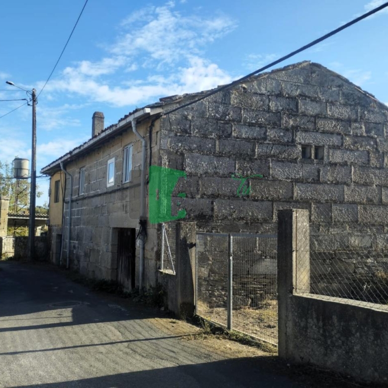 CASA PARA REFORMAR EN BOUZAS
