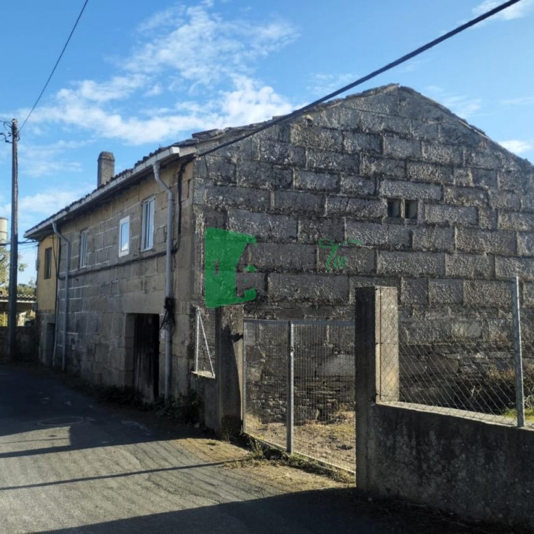 CASA PARA REFORMAR EN BOUZAS