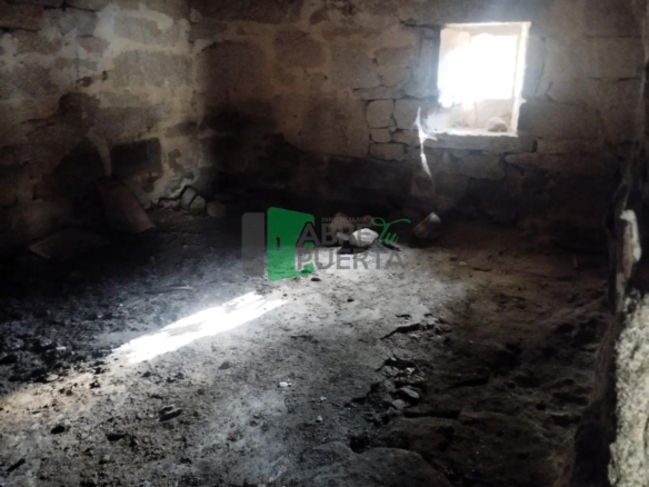 CASA PARA REFORMAR EN BOUZAS