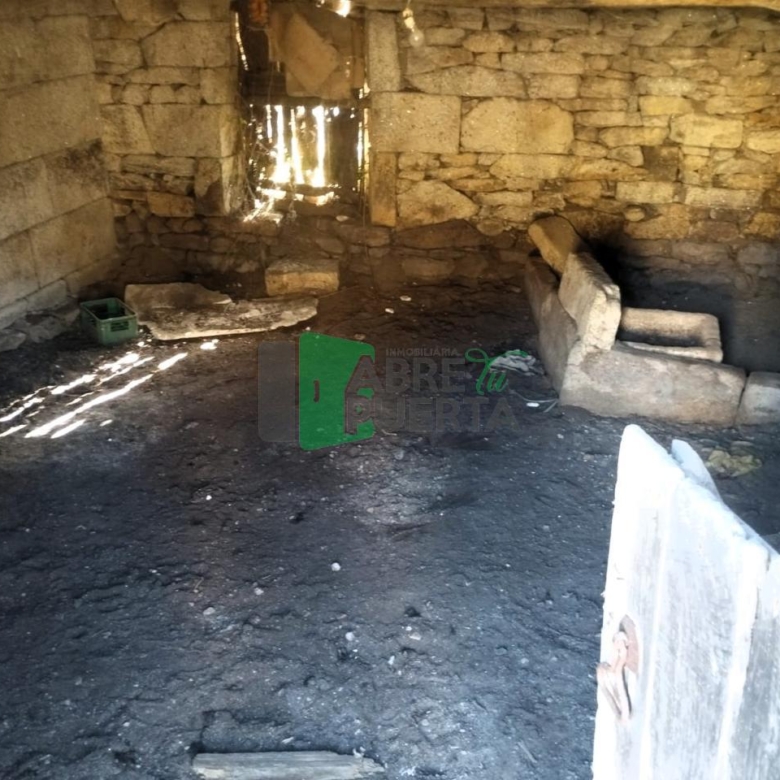 CASA PARA REFORMAR EN BOUZAS