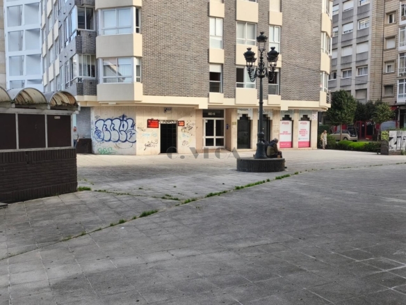 Local comercial en alquiler, las proximidades de la plaza de la Independencia. Acondicionado.