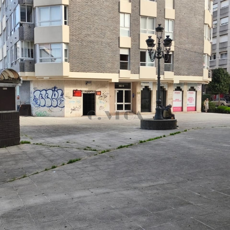 Local comercial en alquiler, las proximidades de la plaza de la Independencia. Acondicionado.