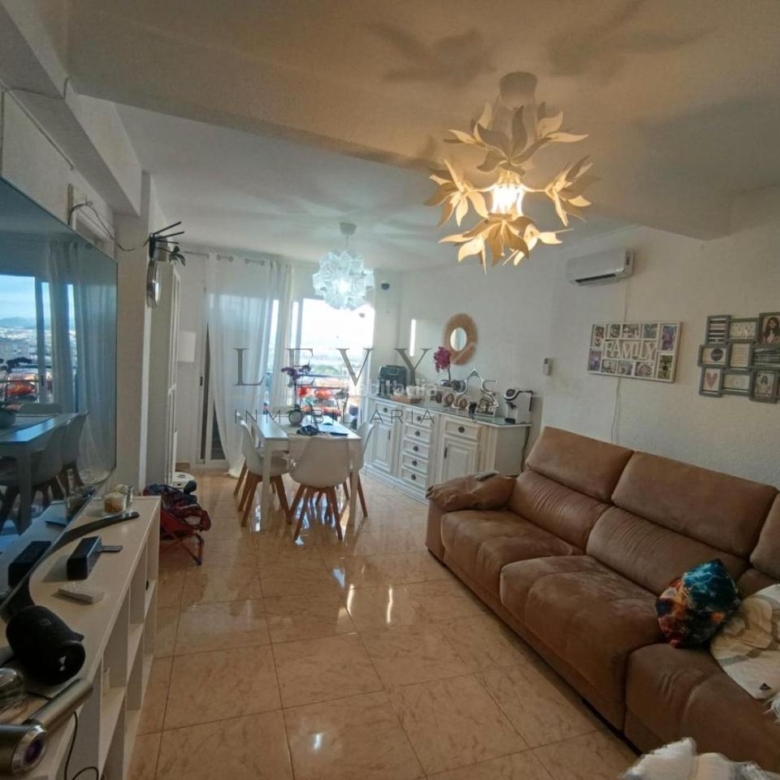 ** OPORTUNIDAD ATICO ESTUPENDO EN MALAGA **