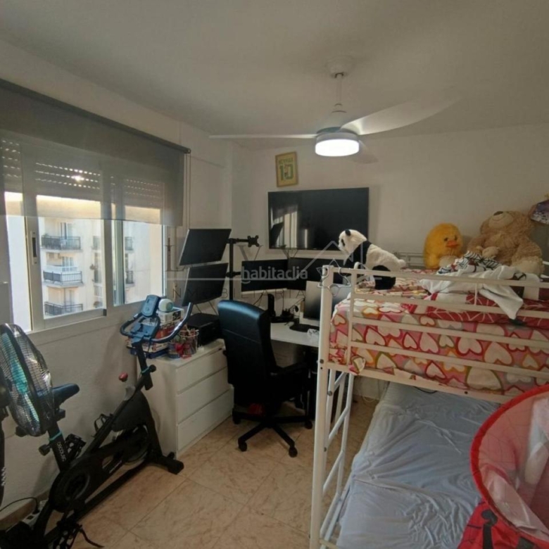 ** OPORTUNIDAD ATICO ESTUPENDO EN MALAGA **