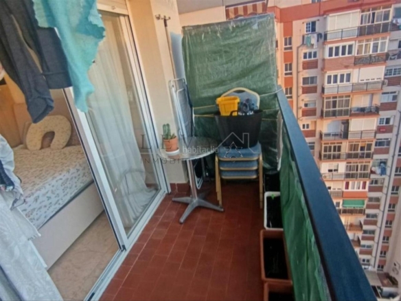 ** OPORTUNIDAD ATICO ESTUPENDO EN MALAGA **