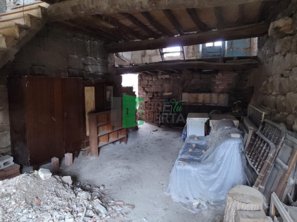 CASA PARA REFORMA