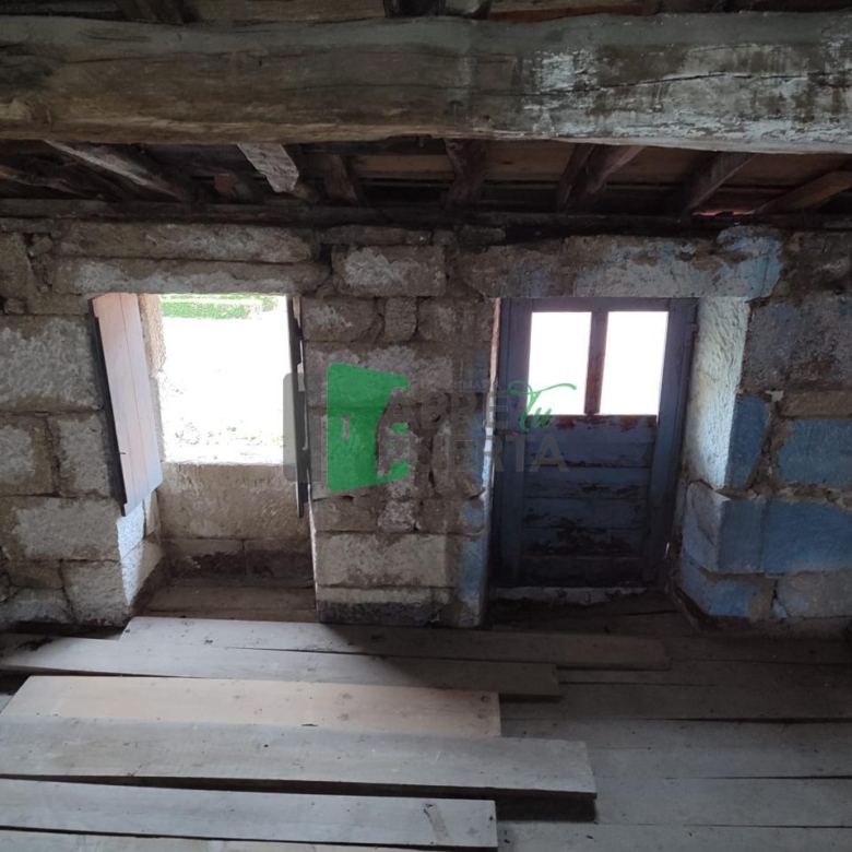 CASA PARA REFORMA