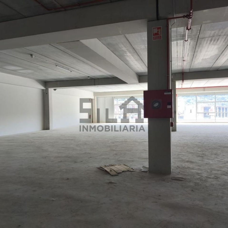 LOCAL COMERCIAL EN ALQUILER