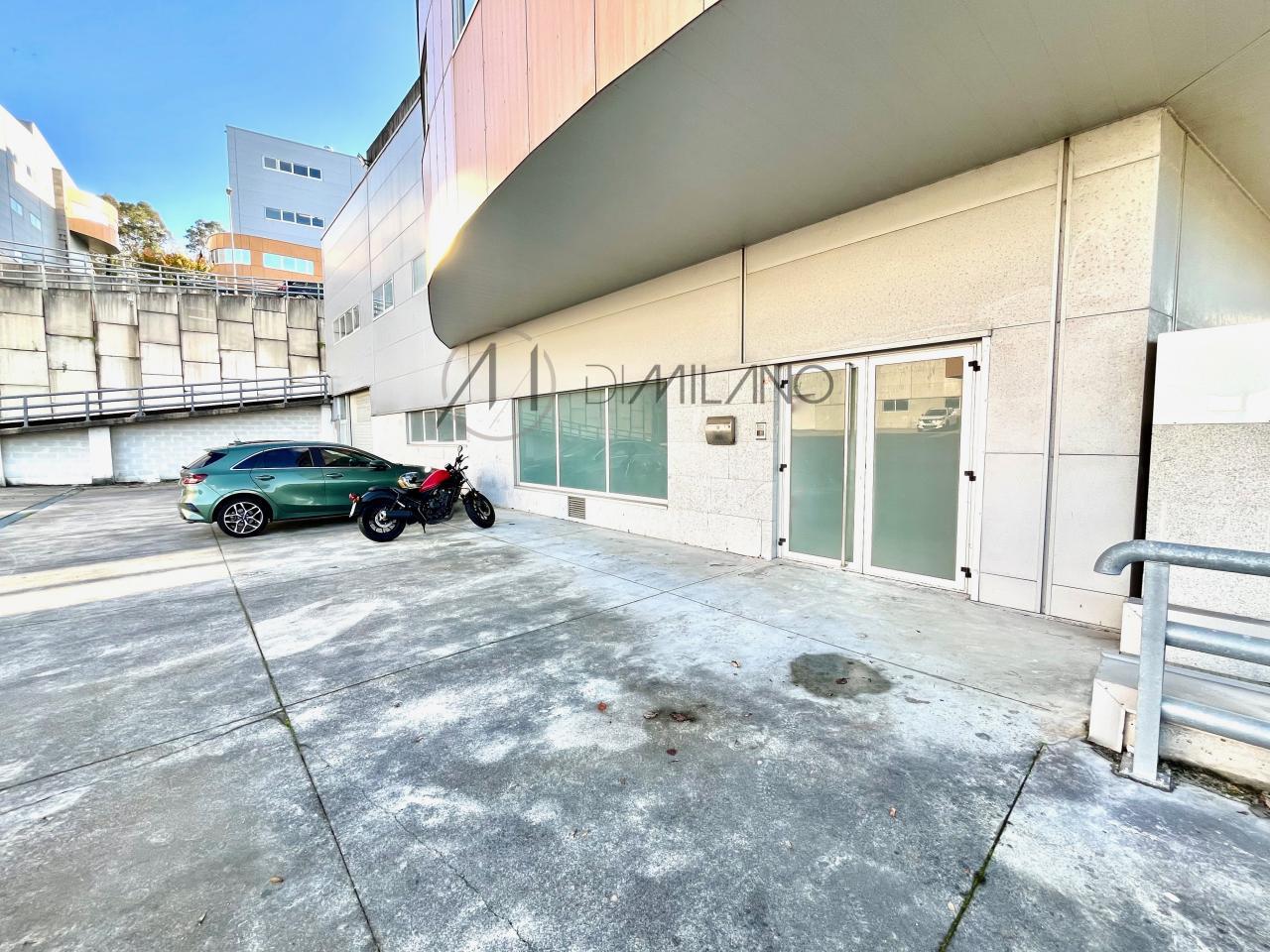 Nave industrial en alquiler – Polígono de Valladares (Vigo)